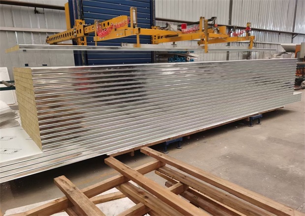 岩棉必一体育网页版彩钢板